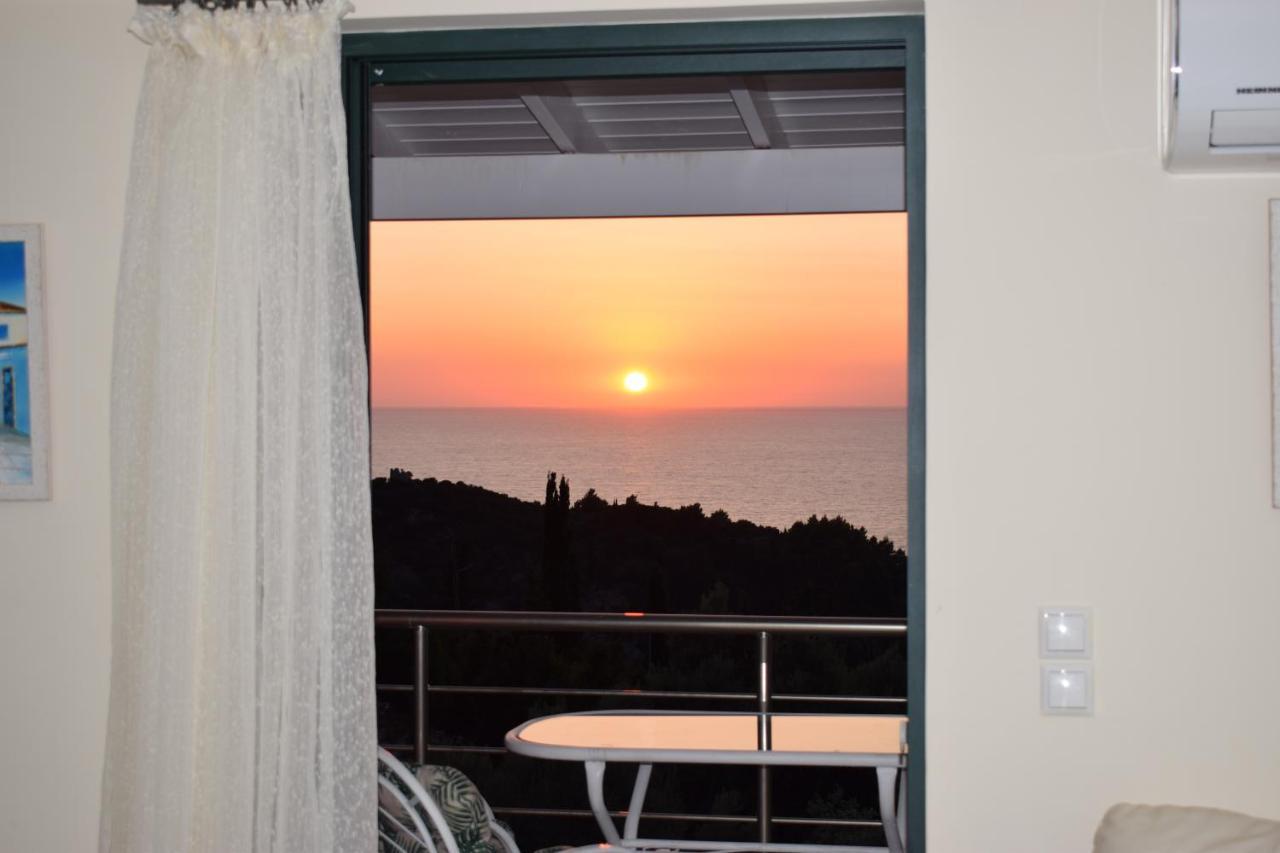 Villa Thetis With Private Pool Where The Sunsets Fade Away Áyios Nikítas Kültér fotó
